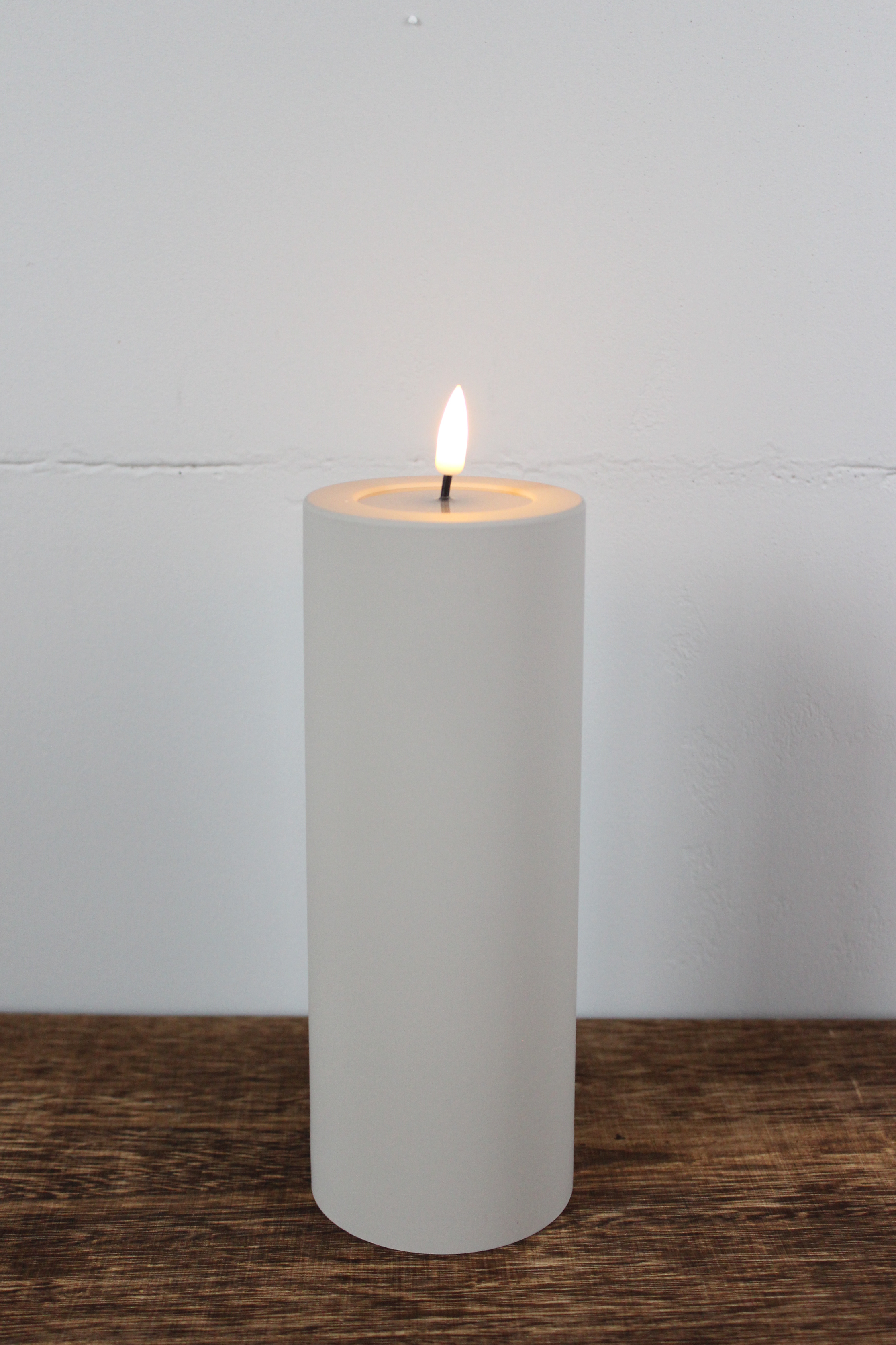 LED Stumpenkerze 7,5x20 - Greige