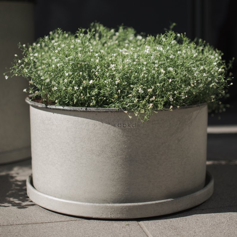 Outdoor Topf mit Teller - flach groß - Greige