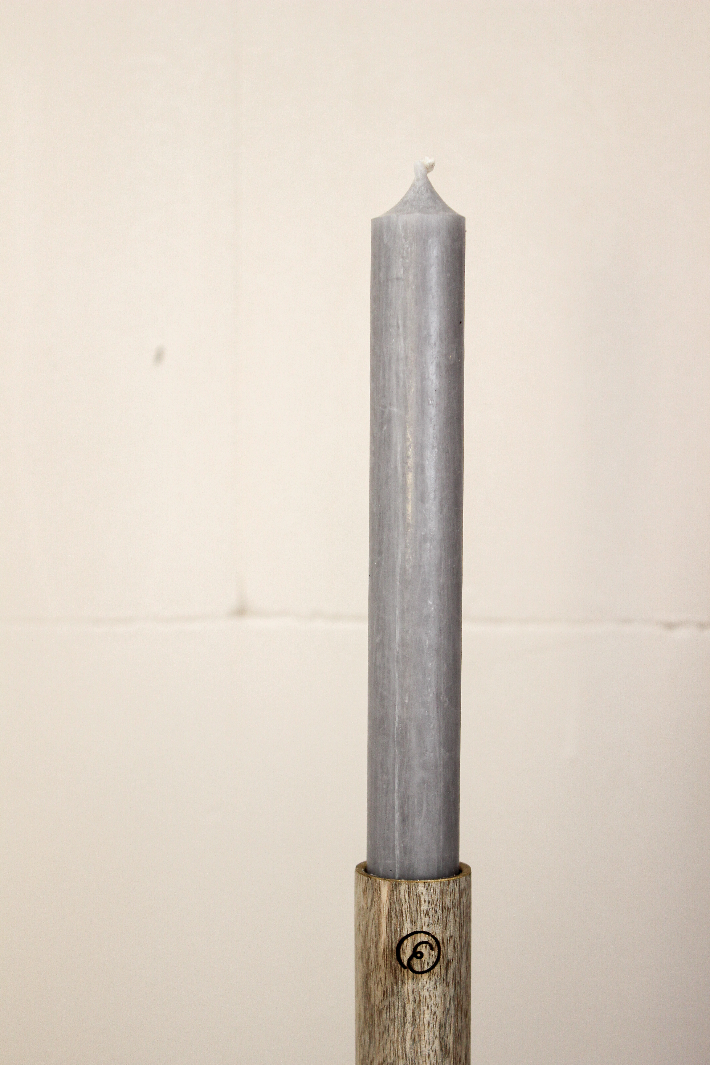 Stabkerze Yva klein - Grau