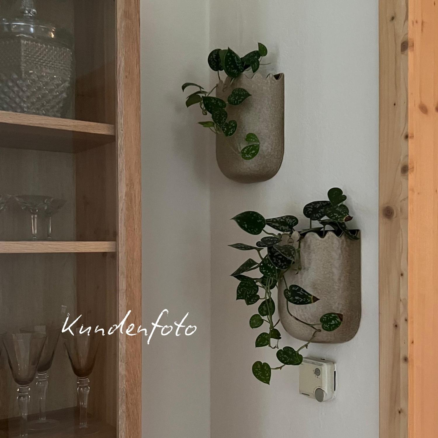 Wandtopf Flowery klein - beige