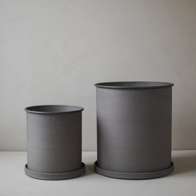 Outdoor Topf mit Teller - hoch klein - Braun