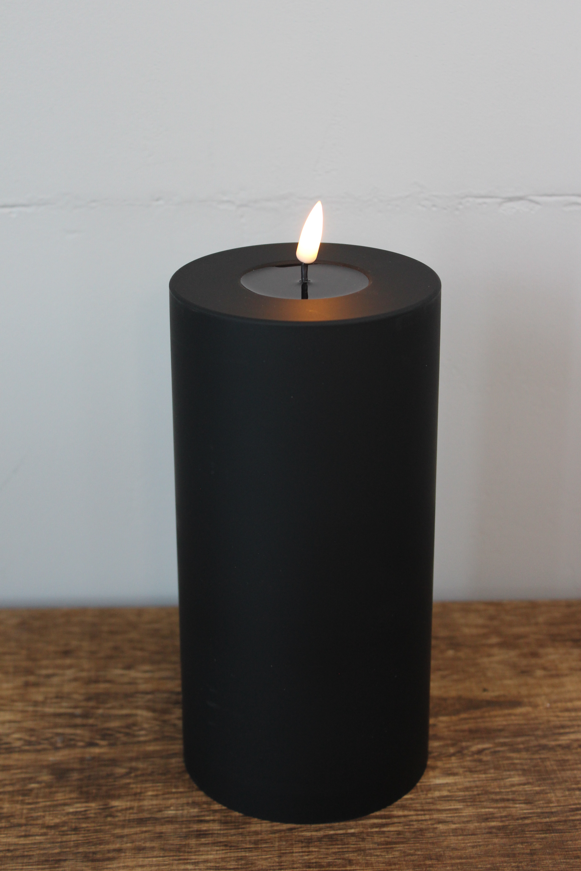 LED Stumpenkerze  10x20 - Schwarz