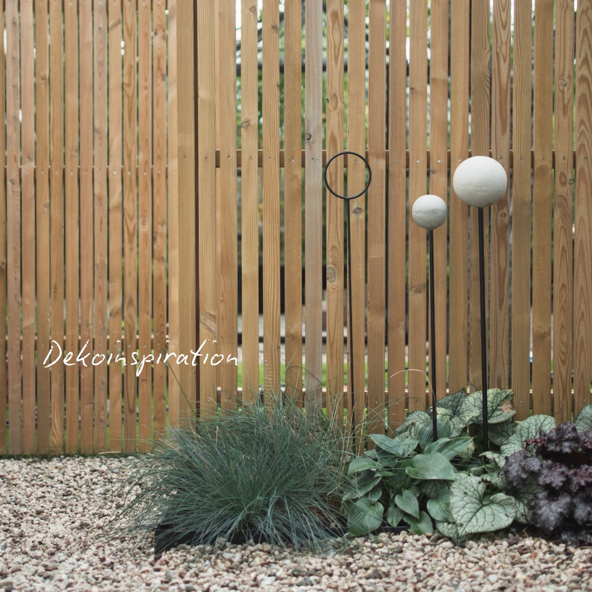 Gartenstecker mit Betonkugel groß